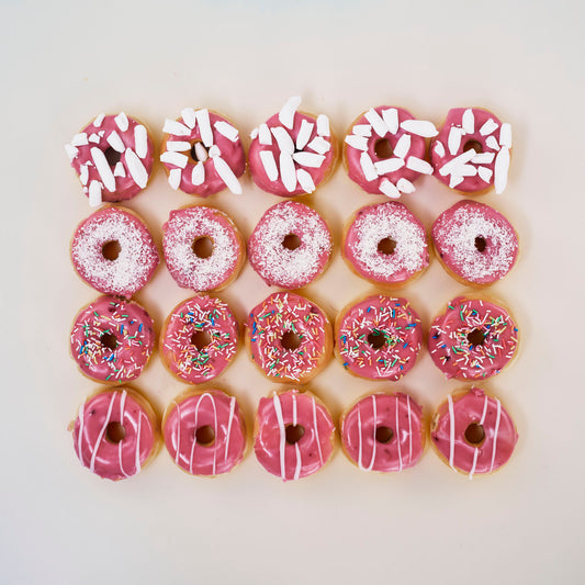 20 roze mini donuts